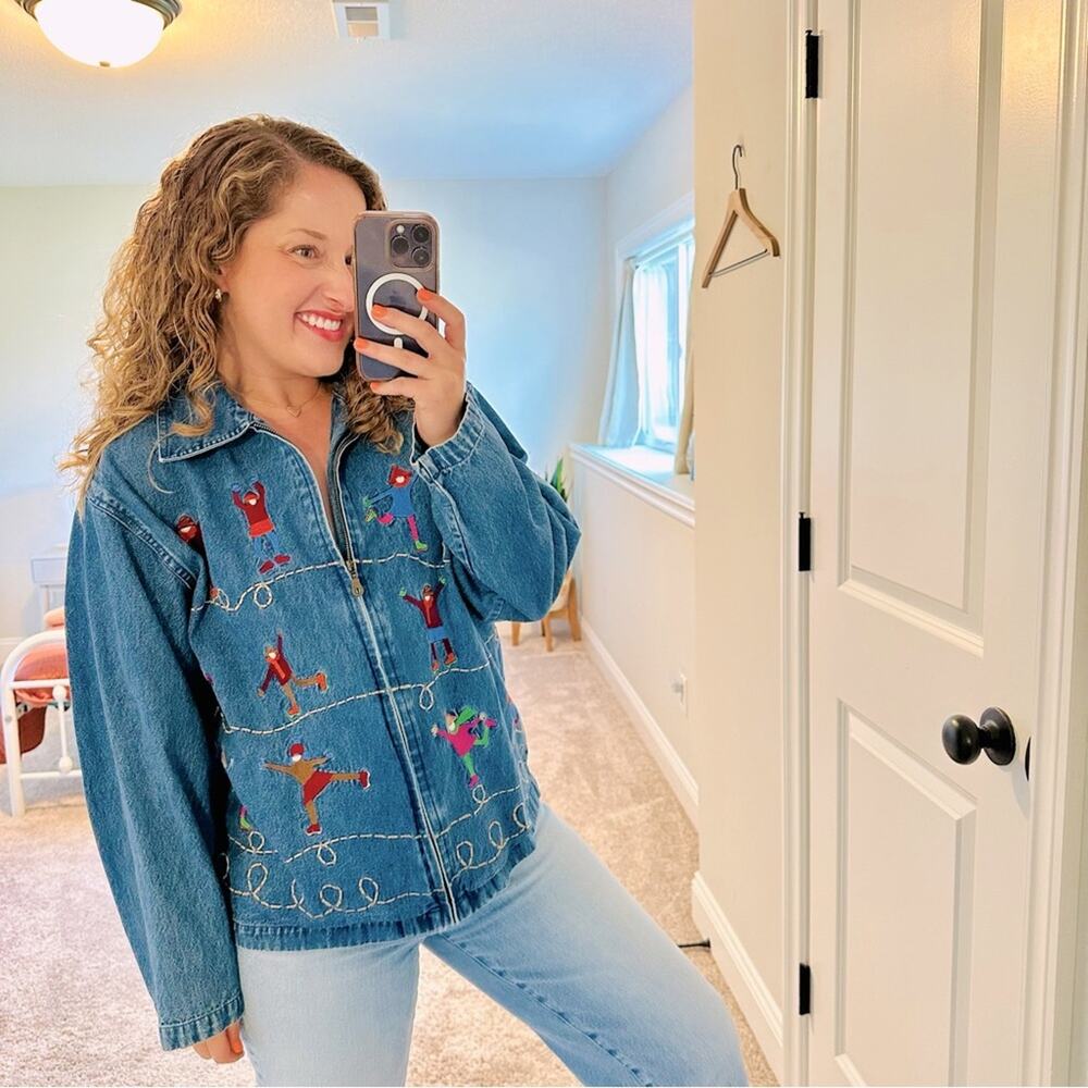 Vintage LifeStyle Blue Denim Ice Skating Embroidered Jacket Large